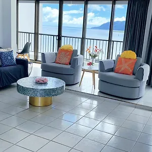 Ocean View In Aquarius Apartment