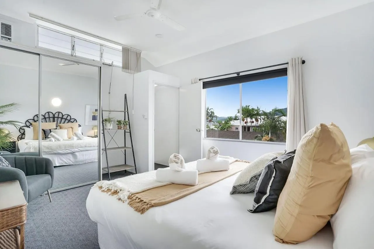 Leumeah - A Modern Townhouse In Cairns Villa Tatil Evi